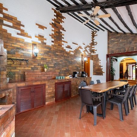 Hotel Chalet El Castillo By Majuva La Tebaida Luaran gambar